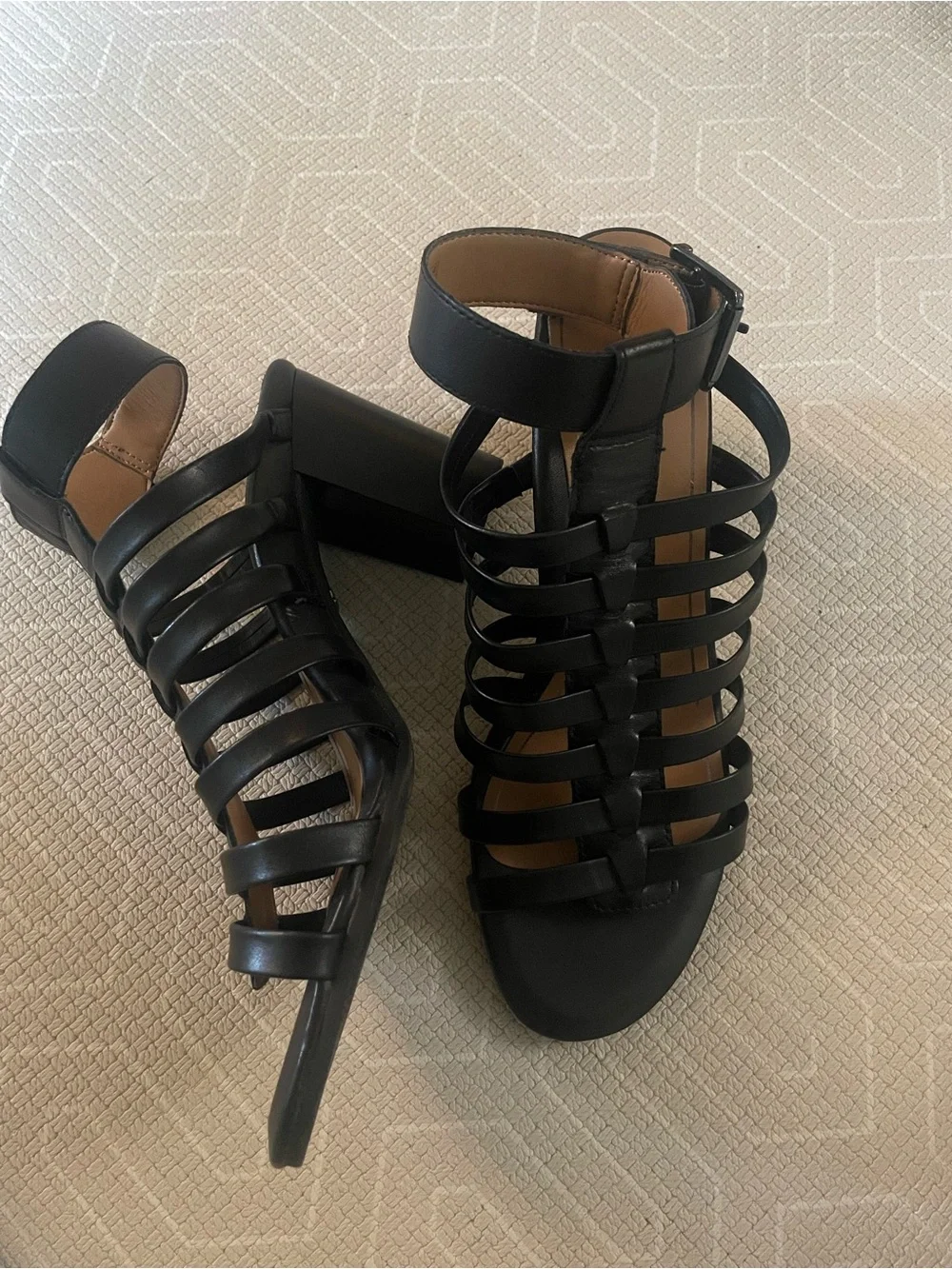 Vionic Black Sami caged Strappy Block Heel Sandals NWOT tags